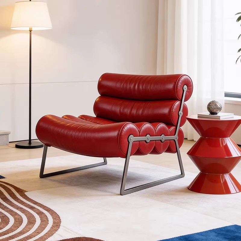 Furniture Hardware Stores - イタリアのミニマリストローラーチェア、バーガンディソファ、シングルチェア、デザイナーズクリエイティブホテル、カフェ、衣料品店、ラウンジチェア