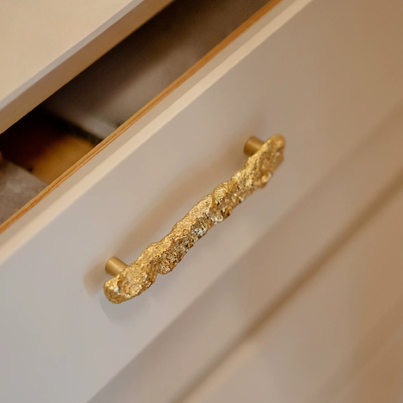 真鍮アルミニウム製キャビネット金具、ユニークな引き出しドアプ - Unique Furniture Hardware のレビューと価格